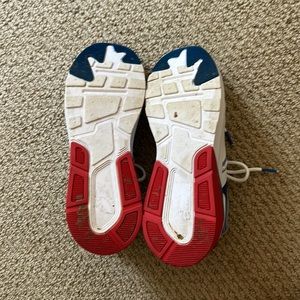 fabletics tennis shoes